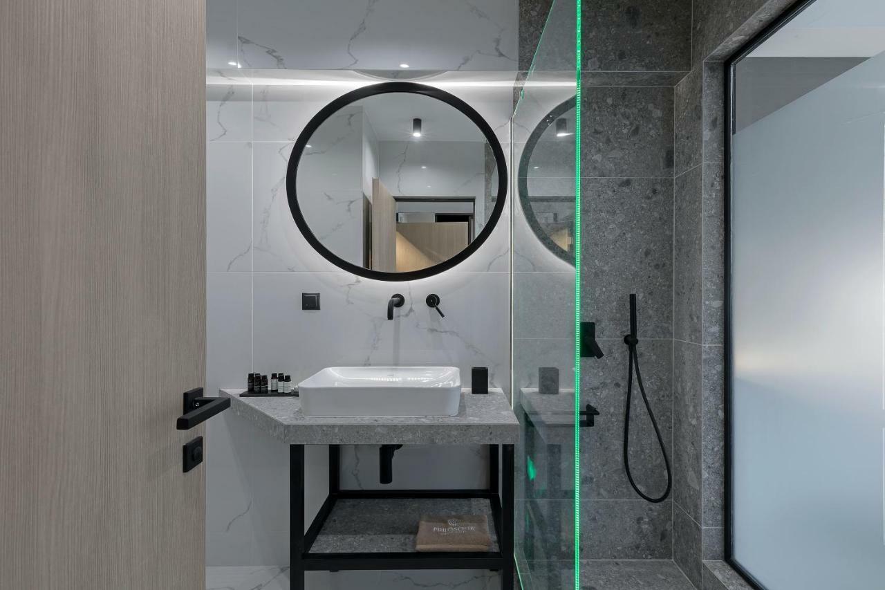 Philosofia Apartment *
